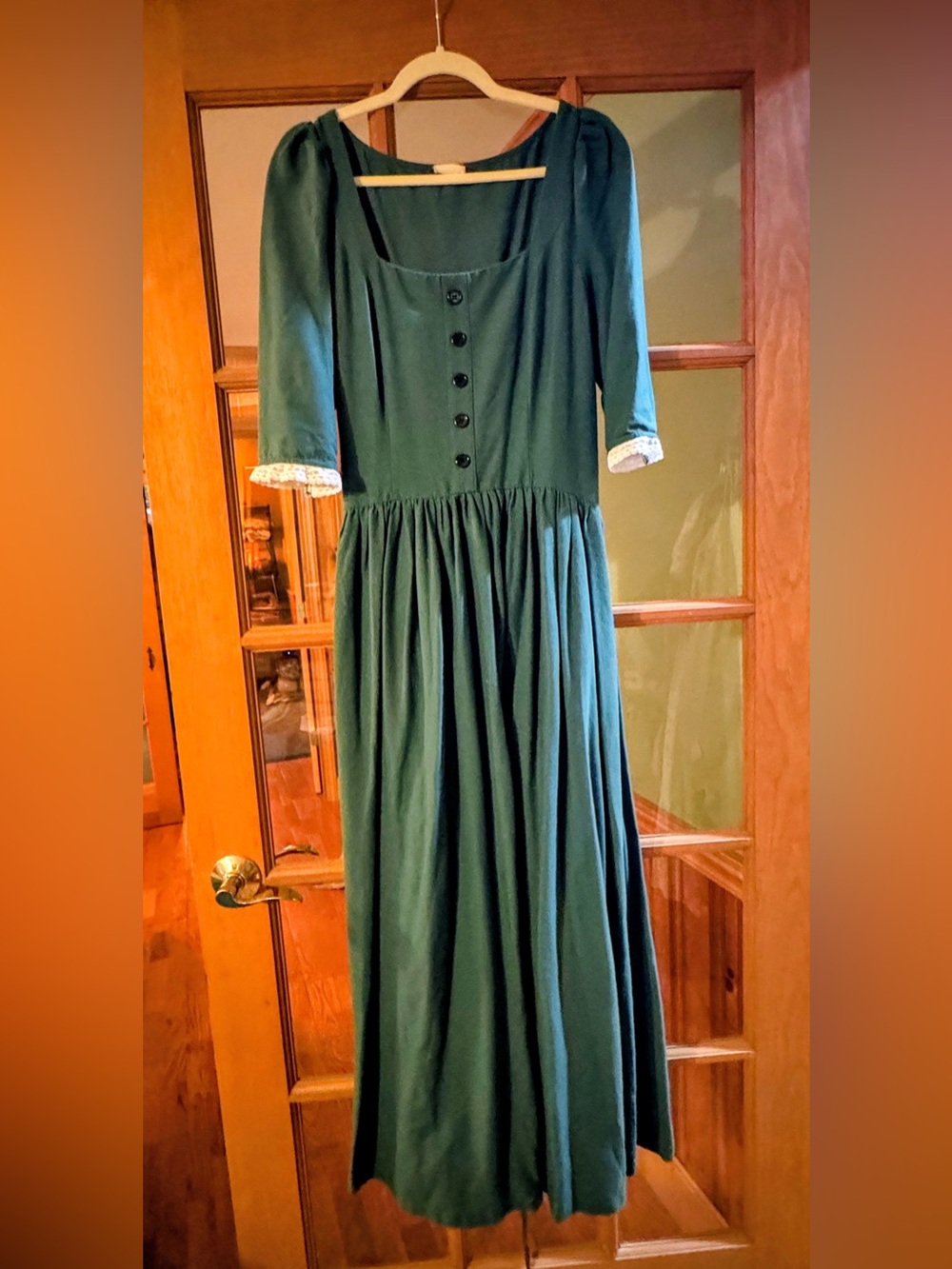 Elegant Dark Green Maxi Dress with Square Neck and Lace Trim